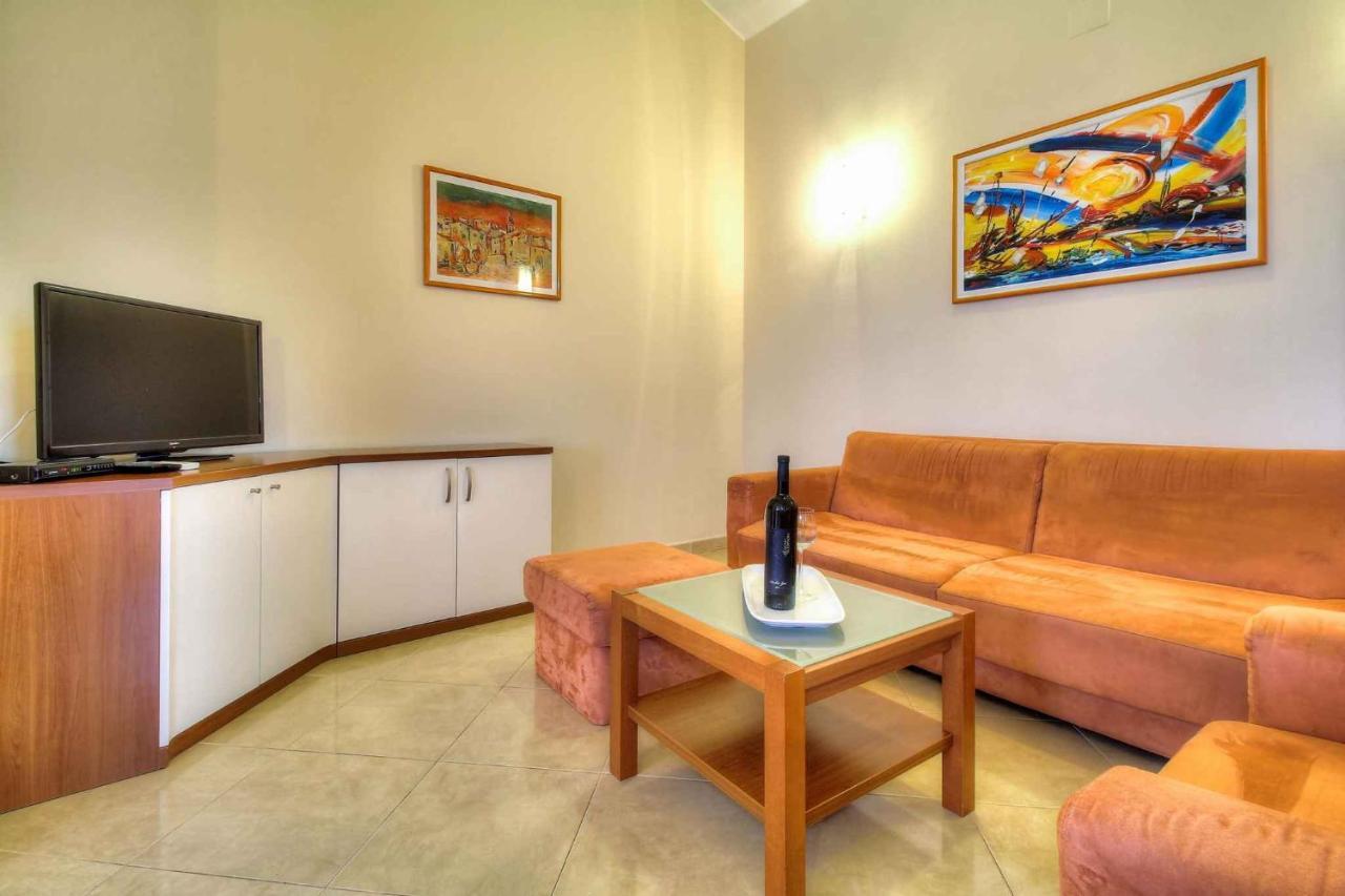 Apartments In Basanija Istrien 12029 Εξωτερικό φωτογραφία